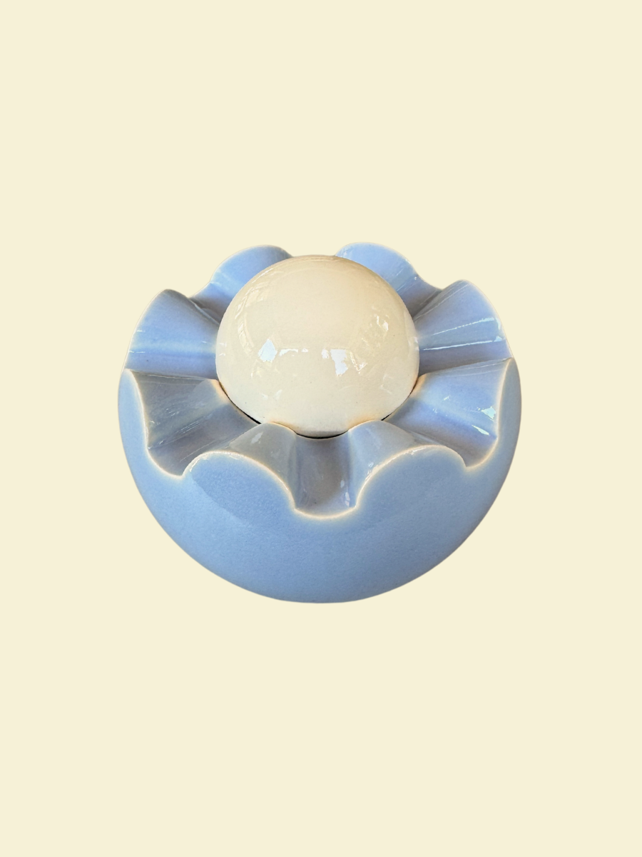 Sunny Ashtray in Sky – Wandering Bud